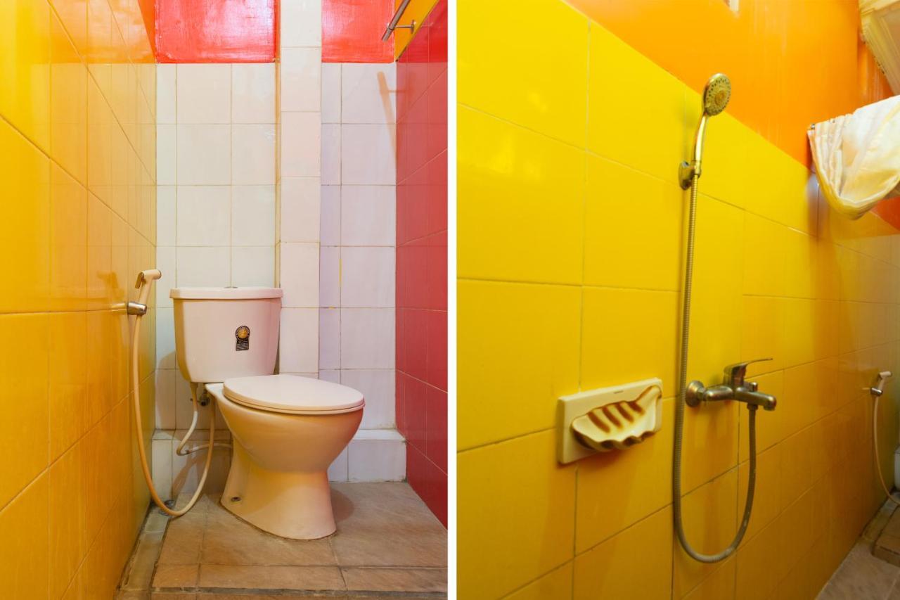 Homestay Gayatri Sawojajar Near Univ Negeri Malang Kampus 2 Mitra Reddoorz Dış mekan fotoğraf