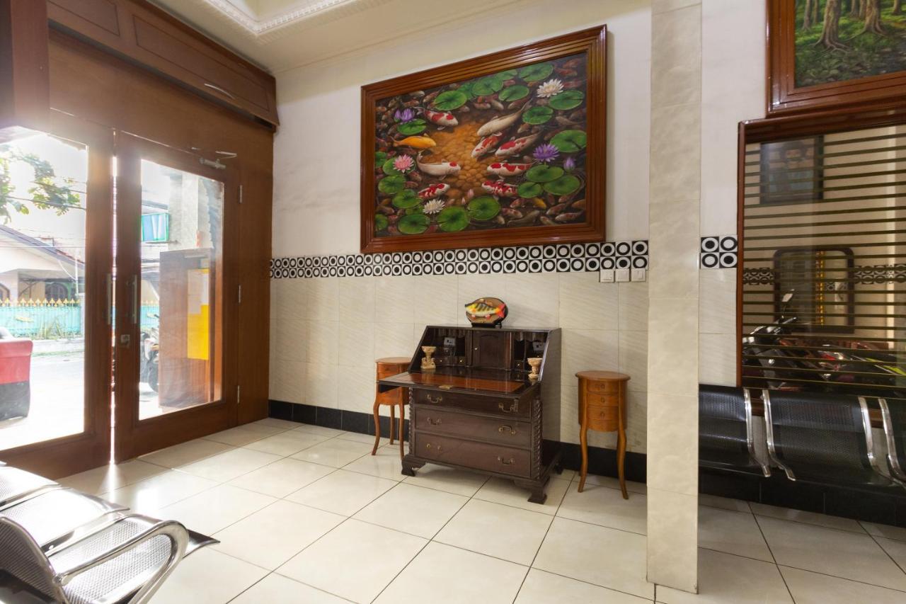 Homestay Gayatri Sawojajar Near Univ Negeri Malang Kampus 2 Mitra Reddoorz Dış mekan fotoğraf